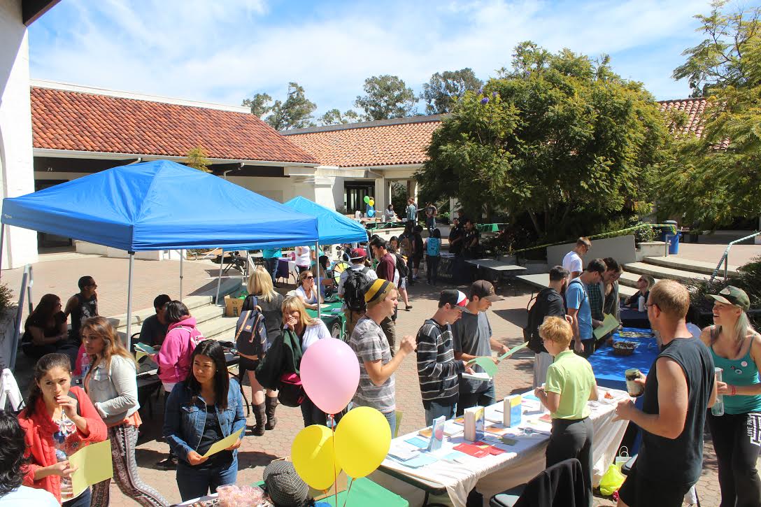 Students race around campus