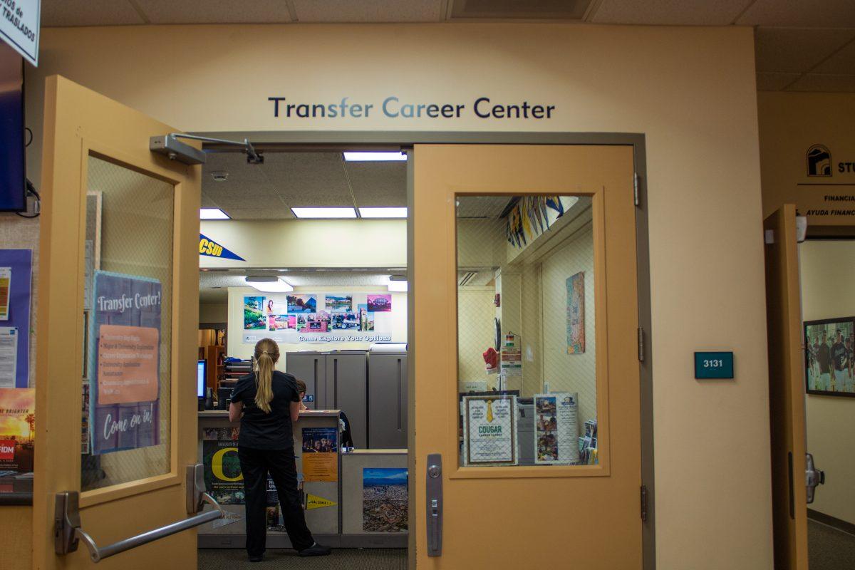 Cuesta College South County Transfer Career Center, located in the 3300/3400 building. Photo by Guadalupe Angeles