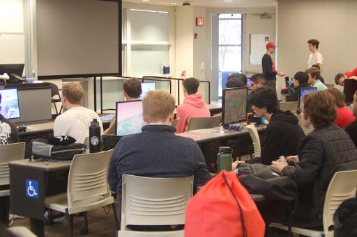 Students gathered in Cal Polyâ€™s Engineering IV building for their larger quarterly tournaments. Photo by Avery Sowell
