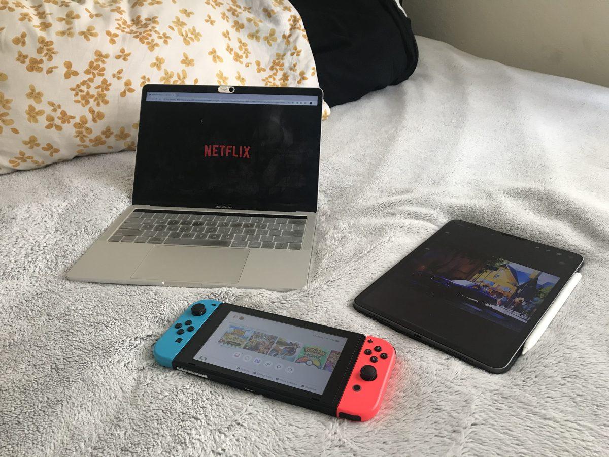 Streaming shows, playing video games, and hobbies pass the time during isolation. Photo by Valeria Cisneros