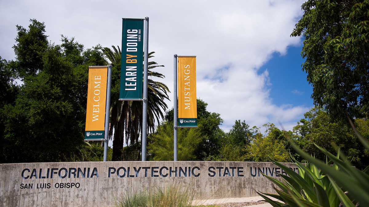 Cal Poly entrance sign. Photo by Cal Poly San Luis Obispo